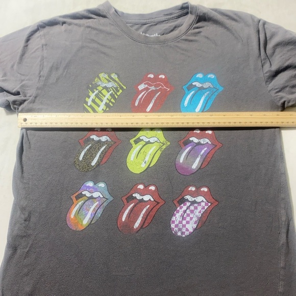 The Rolling Stones Gray Tee with Colorful Graphic Size Large - Picture 8 of 8